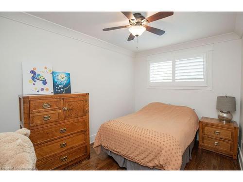 493 Wicklow Road, Burlington, ON - Indoor Photo Showing Bedroom