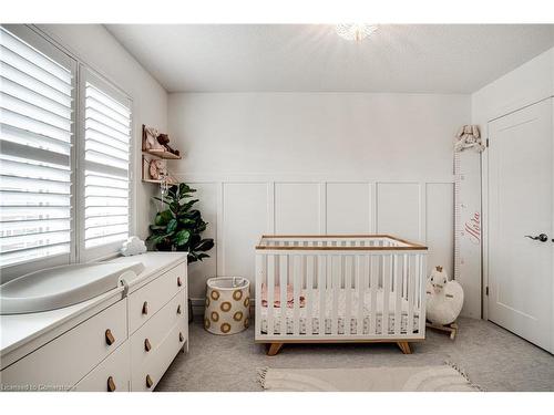 22 Aquarius Crescent, Hamilton, ON - Indoor Photo Showing Bedroom