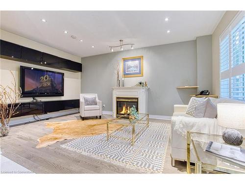 96 Glenmeadow Crescent, Stoney Creek, ON - Indoor Photo Showing Living Room With Fireplace