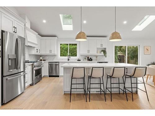 332 Swinburne Road, Burlington, ON - Indoor Photo Showing Kitchen With Stainless Steel Kitchen With Upgraded Kitchen