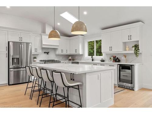 332 Swinburne Road, Burlington, ON - Indoor Photo Showing Kitchen With Stainless Steel Kitchen With Upgraded Kitchen