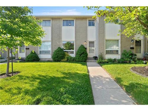 61-25 Linfield Drive, St. Catharines, ON - Outdoor With Facade