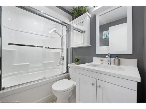 61-25 Linfield Drive, St. Catharines, ON - Indoor Photo Showing Bathroom