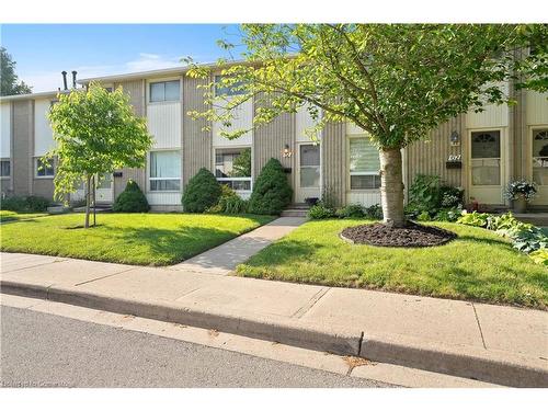 61-25 Linfield Drive, St. Catharines, ON - Outdoor With Facade