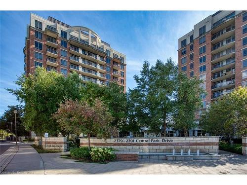 906-2391 Central Park Drive, Oakville, ON - Outdoor With Balcony With Facade