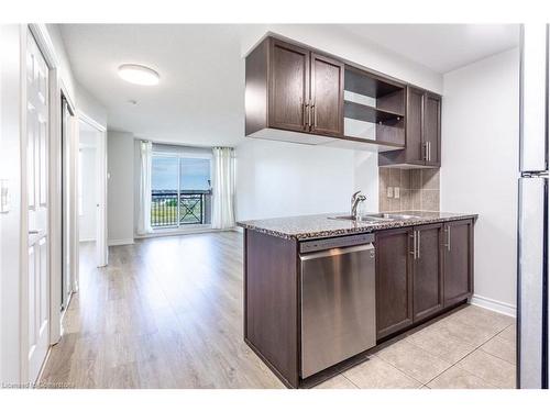 906-2391 Central Park Drive, Oakville, ON - Indoor Photo Showing Kitchen With Double Sink