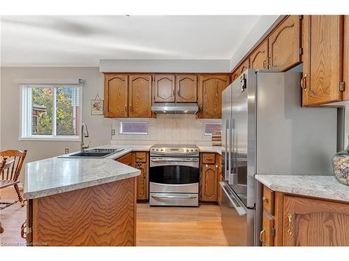 95 First Road W, Stoney Creek, ON - Indoor Photo Showing Kitchen