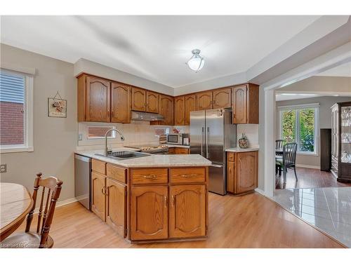 95 First Road W, Stoney Creek, ON - Indoor Photo Showing Kitchen