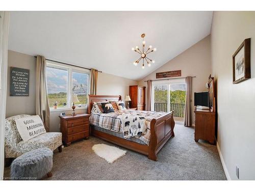 53 Harrison Road, Caledonia, ON - Indoor Photo Showing Bedroom