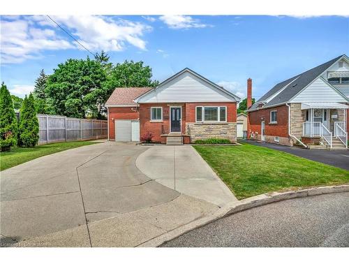 53 Paling Court, Hamilton, ON - Outdoor With Facade