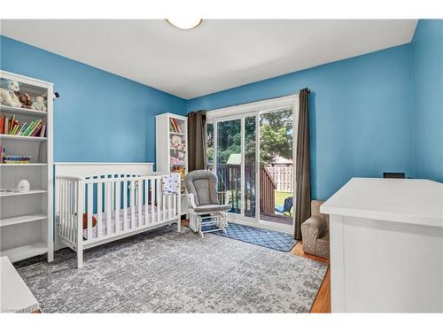 53 Paling Court, Hamilton, ON - Indoor Photo Showing Bedroom