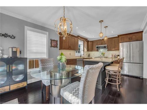 42 Ross Street, Caledonia, ON - Indoor Photo Showing Dining Room