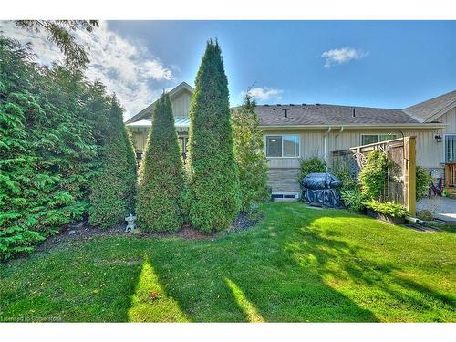 12-17 Riverside Circle, Smithville, ON - Outdoor