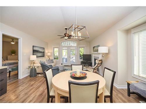 12-17 Riverside Circle, Smithville, ON - Indoor Photo Showing Dining Room