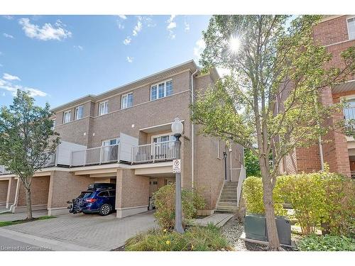 59-1169 Dorval Drive, Oakville, ON - Outdoor With Balcony