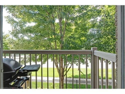 59-1169 Dorval Drive, Oakville, ON - Outdoor With Balcony