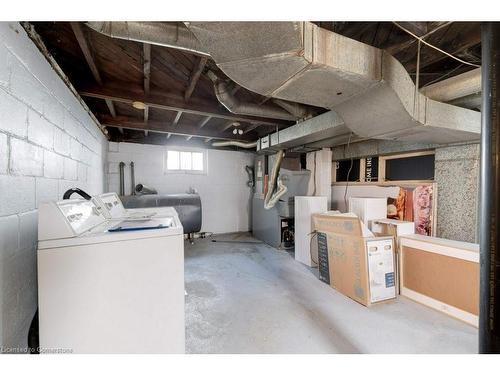 453 Paling Avenue, Hamilton, ON - Indoor Photo Showing Laundry Room