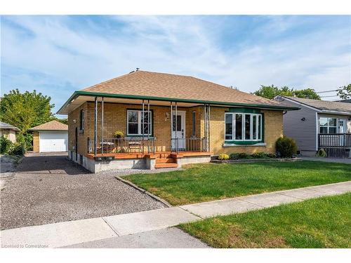 7 Battersea Avenue, St. Catharines, ON - Outdoor With Deck Patio Veranda