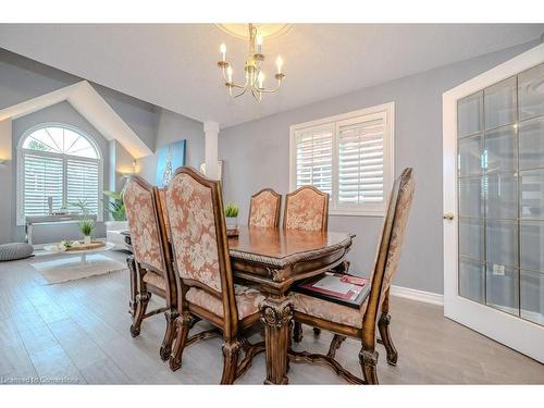 260 Chesley Street, Hamilton, ON - Indoor Photo Showing Dining Room