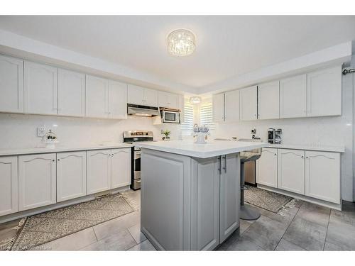 260 Chesley Street, Hamilton, ON - Indoor Photo Showing Kitchen