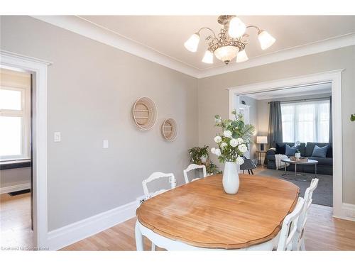 78 Gage Avenue S, Hamilton, ON - Indoor Photo Showing Dining Room