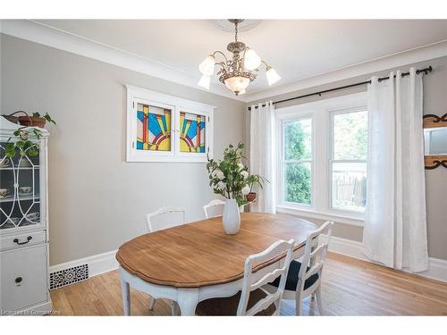 78 Gage Avenue S, Hamilton, ON - Indoor Photo Showing Dining Room