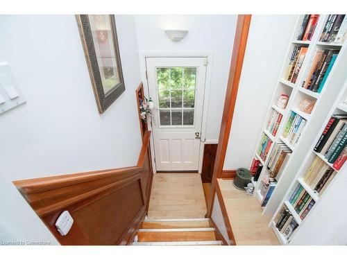 341 Clarendon Drive, Ancaster, ON - Indoor Photo Showing Other Room