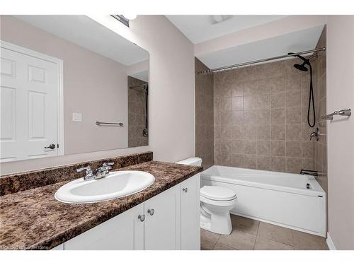 249 Zenith Private Private, Ottawa, ON - Indoor Photo Showing Bathroom