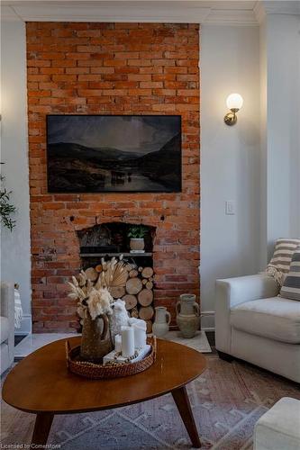 155 Catharine Street S, Hamilton, ON - Indoor Photo Showing Living Room With Fireplace