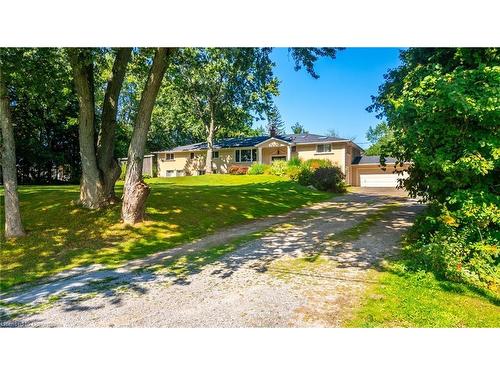 2159 Britannia Road, Burlington, ON - Outdoor