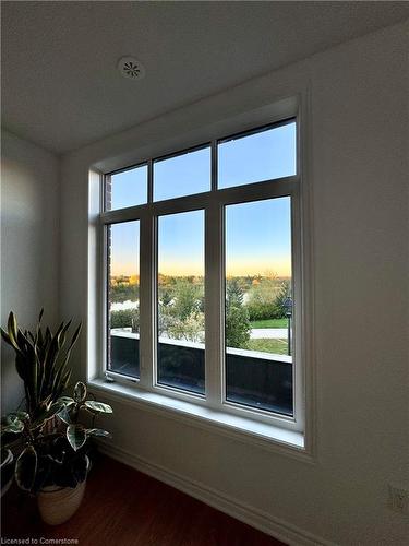 4 Springdale Avenue, Caledon, ON - Indoor Photo Showing Other Room