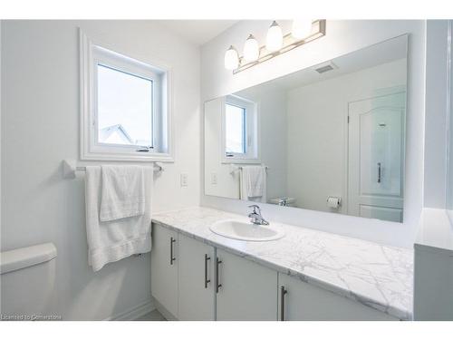 4 Springdale Avenue, Caledon, ON - Indoor Photo Showing Bathroom