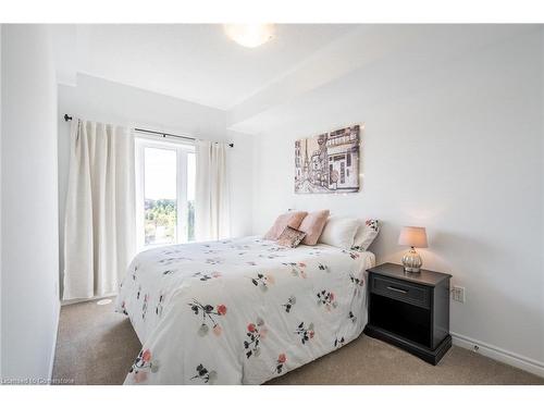 4 Springdale Avenue, Caledon, ON - Indoor Photo Showing Bedroom