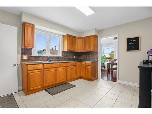 174 Mud Street W, Grassie, ON - Indoor Photo Showing Kitchen With Double Sink