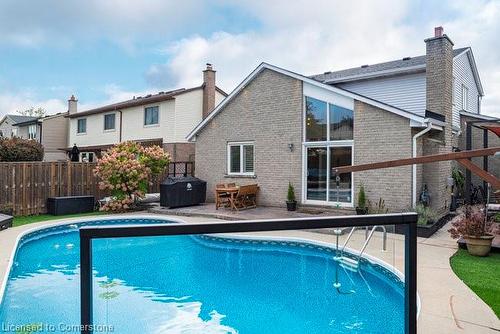 9 Bing Crescent, Stoney Creek, ON - Outdoor With In Ground Pool With Exterior