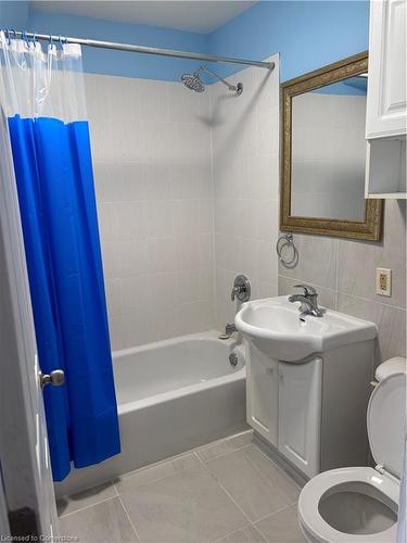 Main Floor-81 Beach Road, Hamilton, ON - Indoor Photo Showing Bathroom