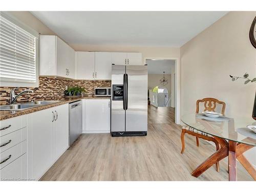 189 Olivetree Road, Brantford, ON - Indoor Photo Showing Kitchen With Double Sink