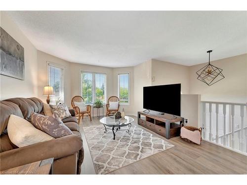 189 Olivetree Road, Brantford, ON - Indoor Photo Showing Living Room