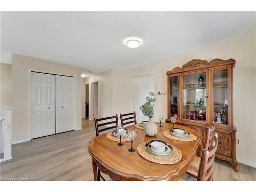 189 Olivetree Road, Brantford, ON - Indoor Photo Showing Dining Room