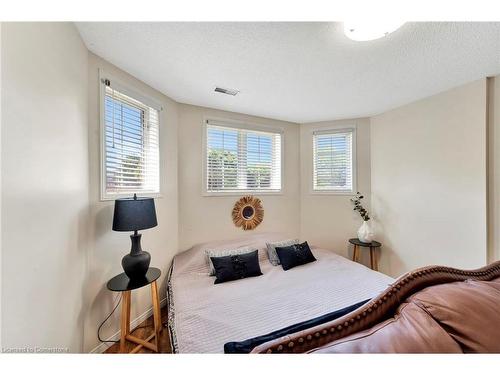 189 Olivetree Road, Brantford, ON - Indoor Photo Showing Bedroom