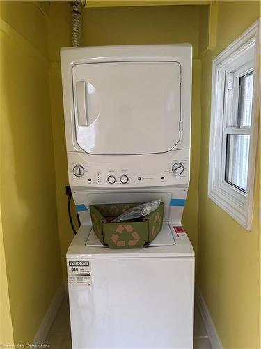 Upper Floor-81 Beach Road, Hamilton, ON - Indoor Photo Showing Laundry Room