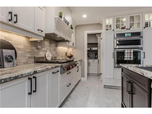 2391 Norland Drive, Burlington, ON - Indoor Photo Showing Kitchen With Upgraded Kitchen