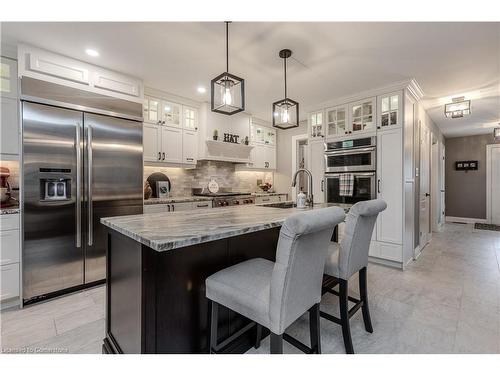 2391 Norland Drive, Burlington, ON - Indoor Photo Showing Kitchen With Upgraded Kitchen