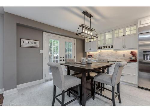 2391 Norland Drive, Burlington, ON - Indoor Photo Showing Dining Room