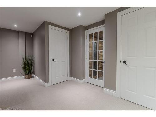 2391 Norland Drive, Burlington, ON - Indoor Photo Showing Other Room