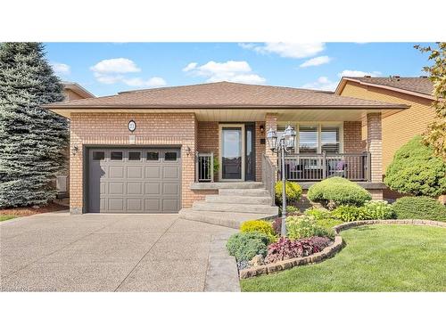 21 Haskins Court, Hamilton, ON - Outdoor With Deck Patio Veranda