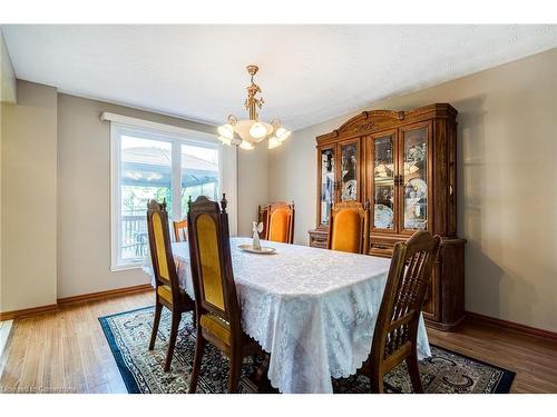 50 Shadeland Crescent, Stoney Creek, ON - Indoor Photo Showing Dining Room