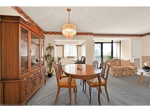 306-301 Frances Avenue, Stoney Creek, ON - Indoor Photo Showing Dining Room