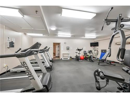 306-301 Frances Avenue, Stoney Creek, ON - Indoor Photo Showing Gym Room