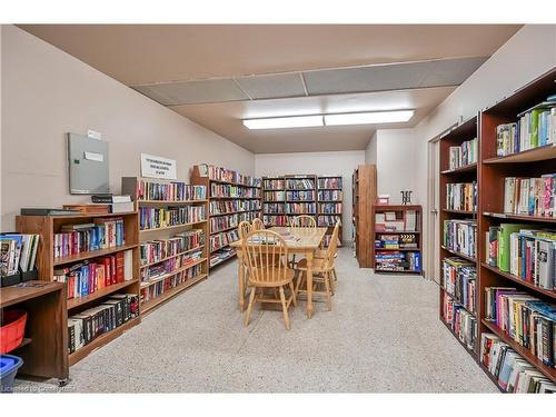 306-301 Frances Avenue, Stoney Creek, ON - Indoor Photo Showing Other Room